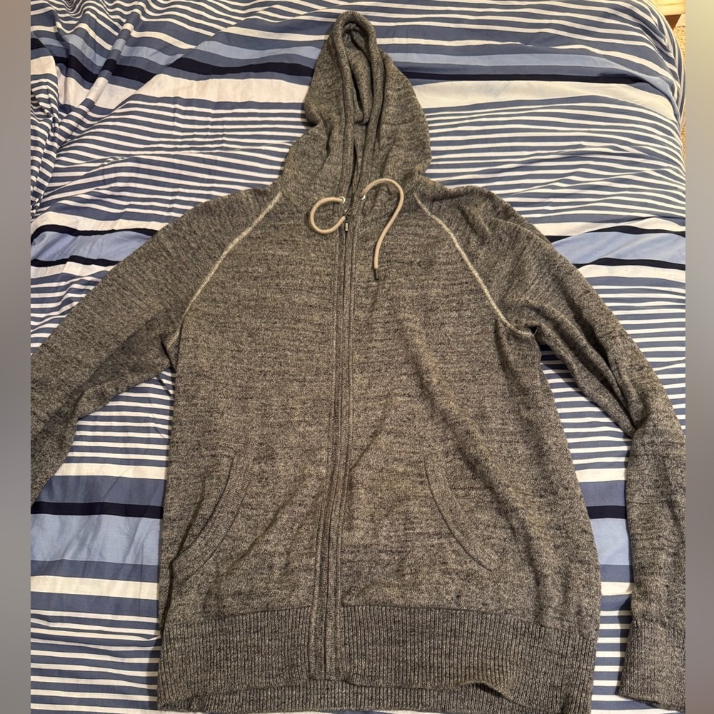 Men’s gray zip up sweatshirt